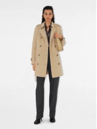 イギリス製のヘリテージ トレンチ | Burberry® 公式サイト イギリス製のヘリテージ トレンチ | Burberry® 公式サイト