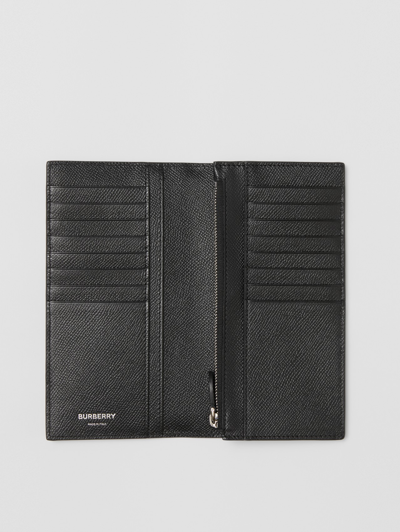 Brieftasche im Kontinentalformat aus genarbtem Leder mit Streifendetail (Schwarz)