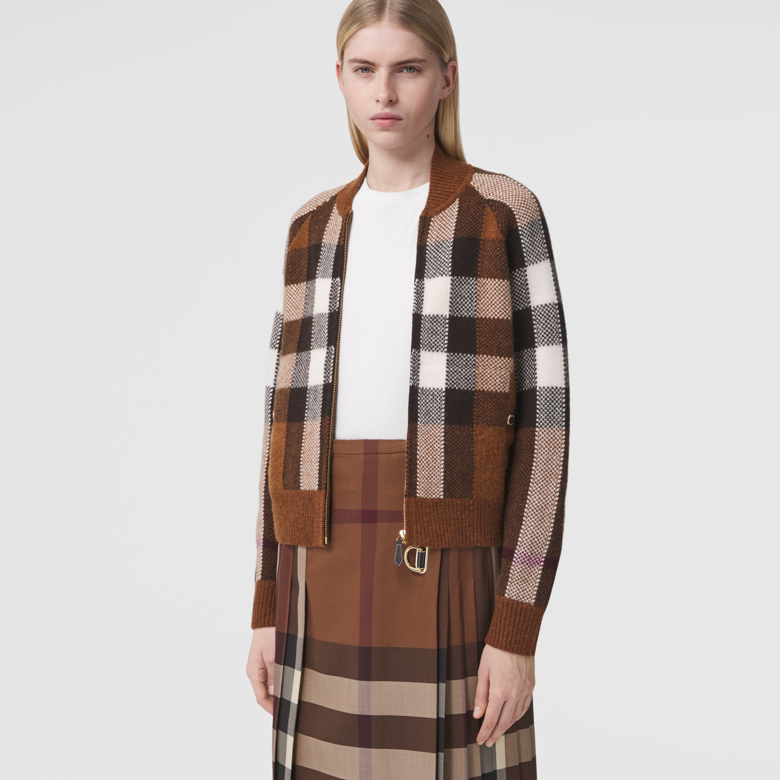 stereoanlæg champion lejlighed Check Intarsia Wool Cashmere Bomber Jacket in Dark Birch Brown - Women |  Burberry United States