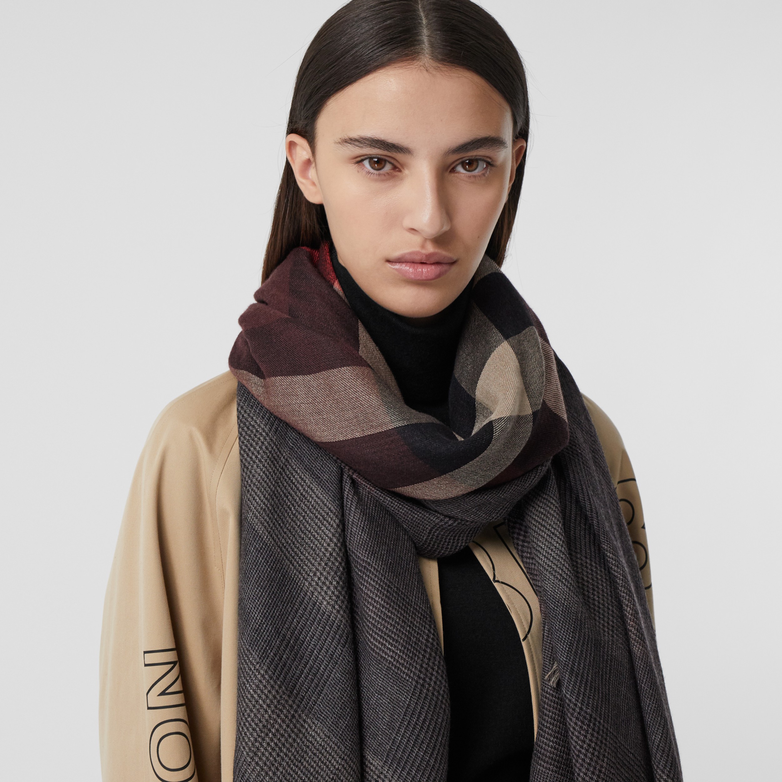 Reversible Check Cashmere Scarf in Burgundy | Burberry United States