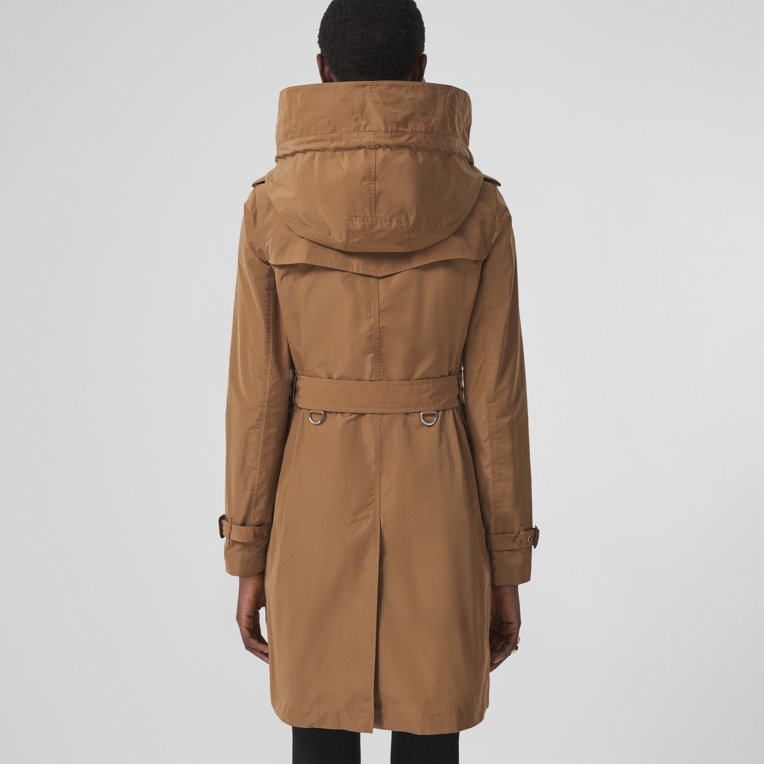 Trench coat Kensington in taffetà con cappuccio staccabile (Cammello) - Donna | Sito ufficiale Burberry® - 3