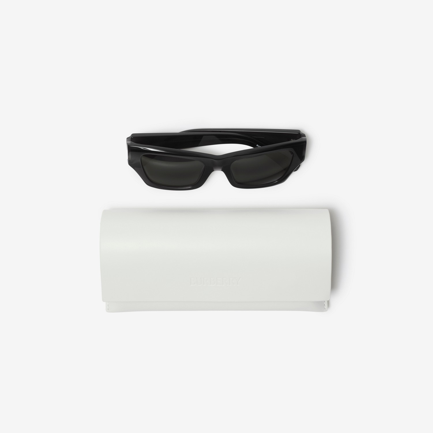 Shield Facet Cat-eye Sunglasses in Transparent black Shield Facet Cat-eye Sunglasses in Transparent black