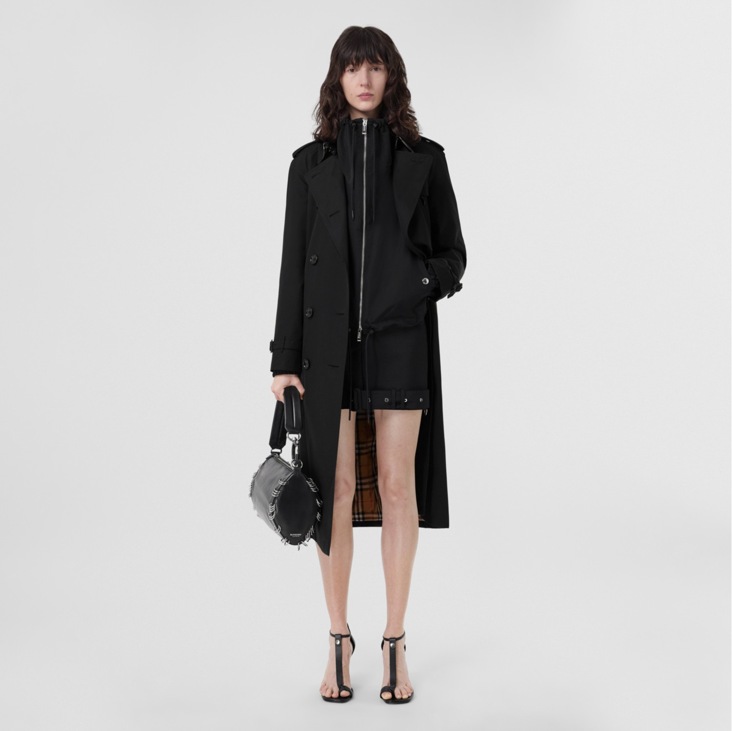 Long Waterloo Heritage Trench Coat in Black - Women, Cotton Gabardine |  Burberry® Official