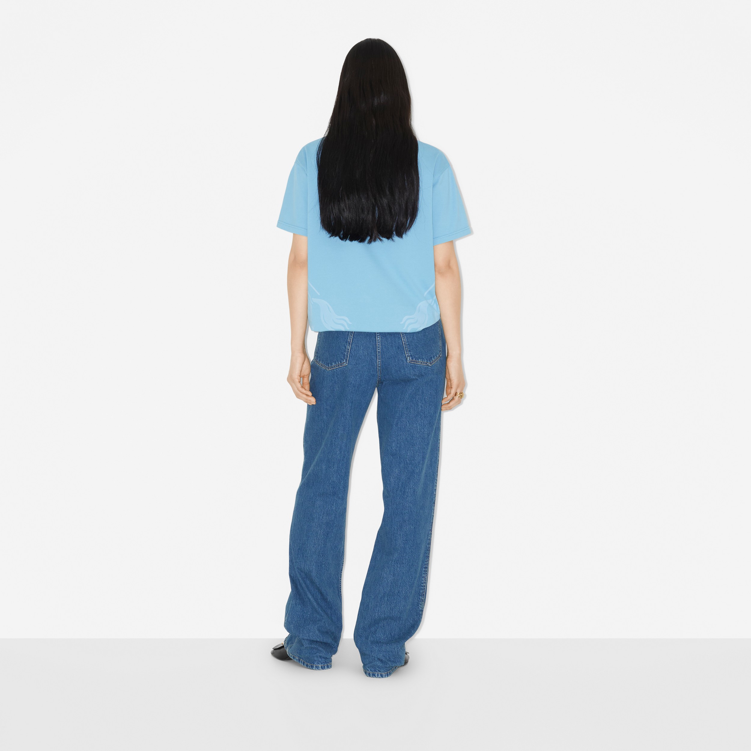 Camiseta oversize em algodão com estampa EKD (Azul Brim Fresco) - Mulheres | Burberry® oficial - 4