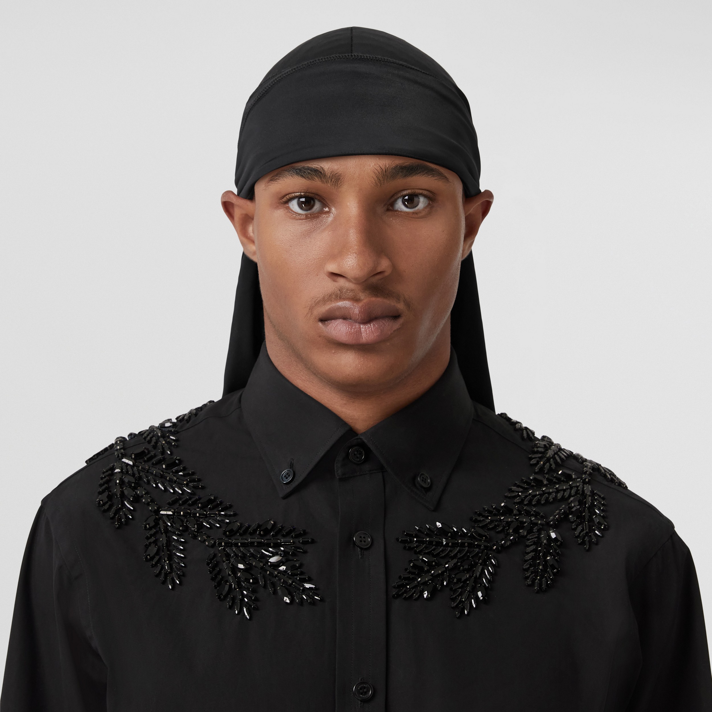 修身版型人造水晶橡树叶徽章棉质衬衫 (黑色) - 男士 | Burberry® 博柏利官网 - 2