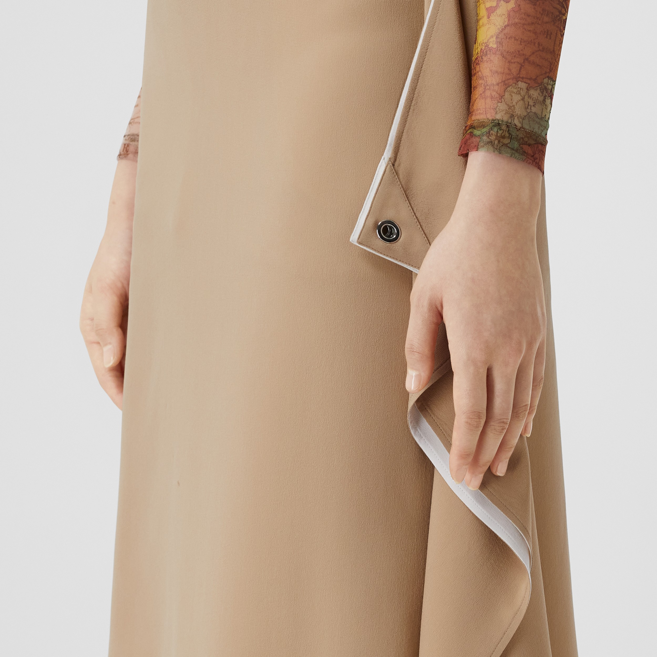 Panel Detail Silk Crepe de Chine Skirt in Soft Fawn - Women | Burberry® Official - 2