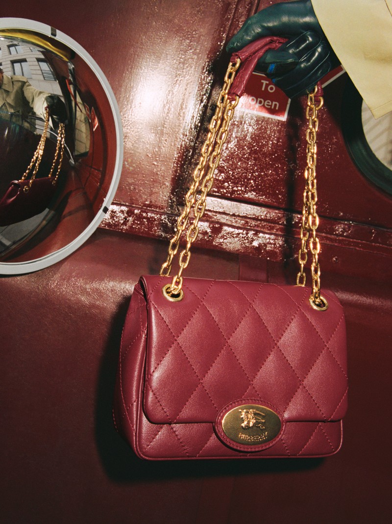 Strand Clutch Bag in colour Punnet