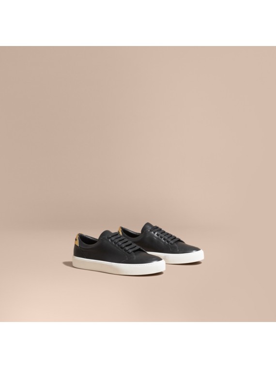 chaussure femme burberry