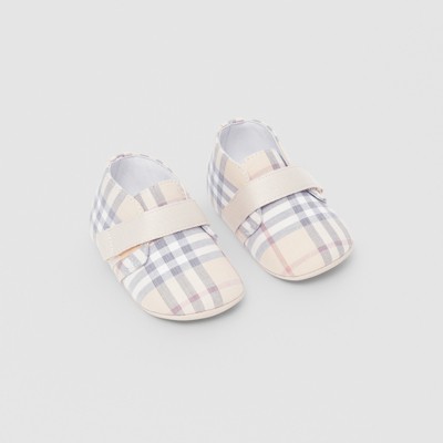 burberry baby booties