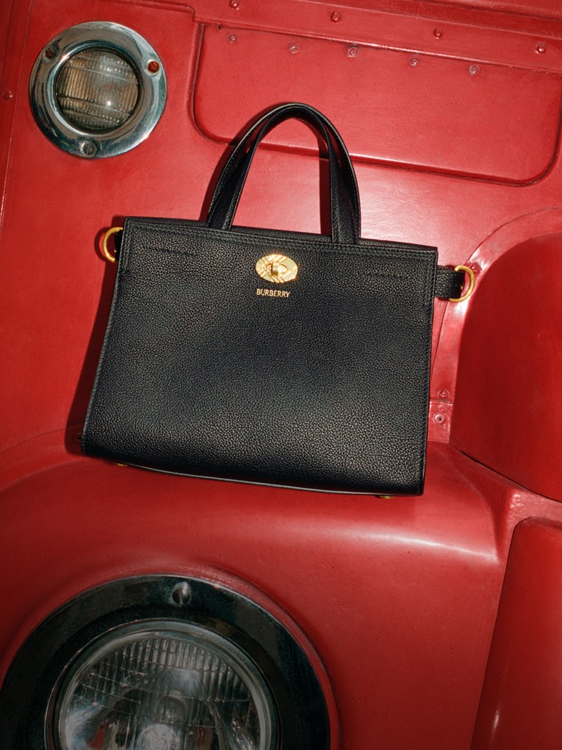 Cotswolds Tote Bag in colour Black