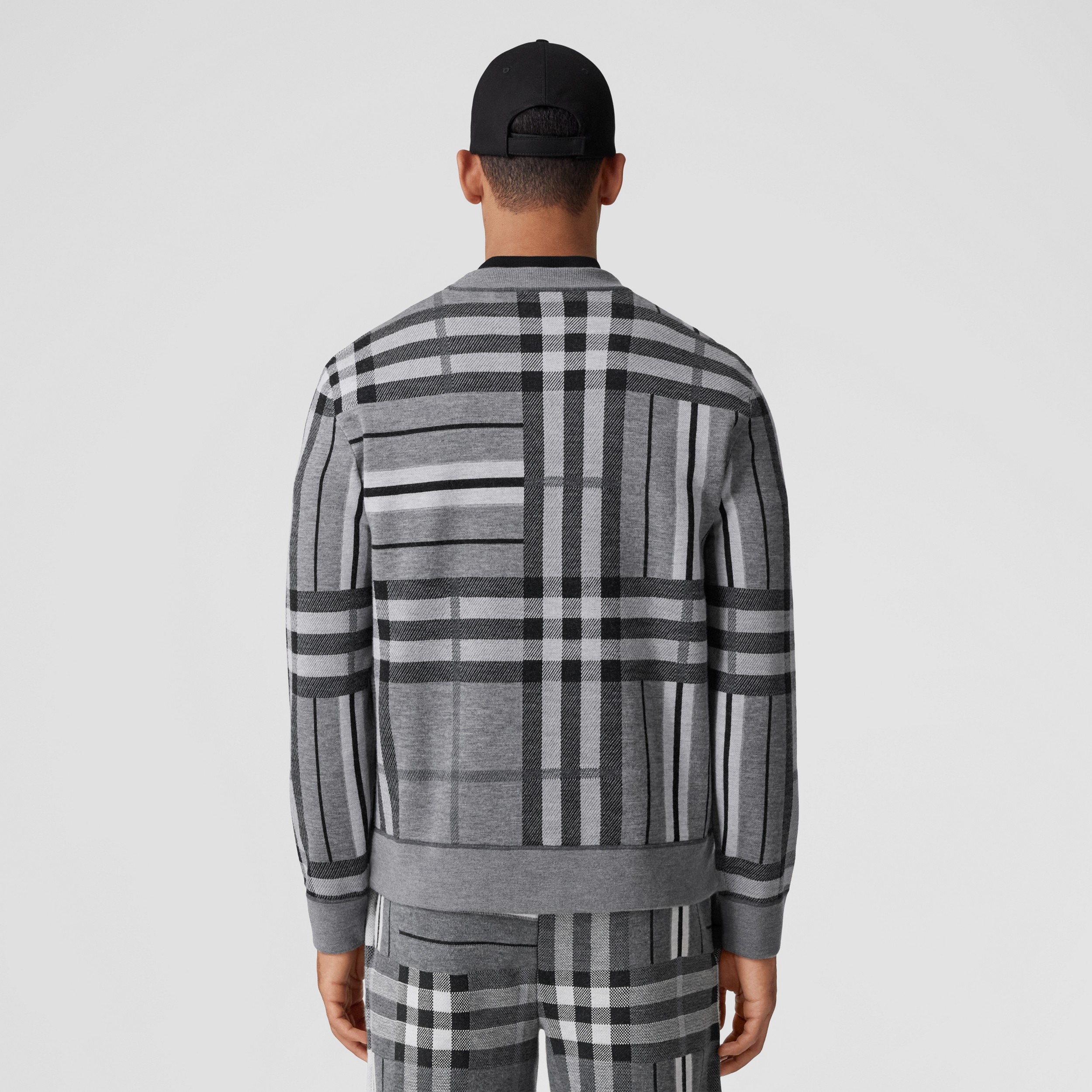 Suéter de lã com estampa xadrez e listras em jacquard (Mescla  Cinza Pedra) - Homens | Burberry® oficial - 3