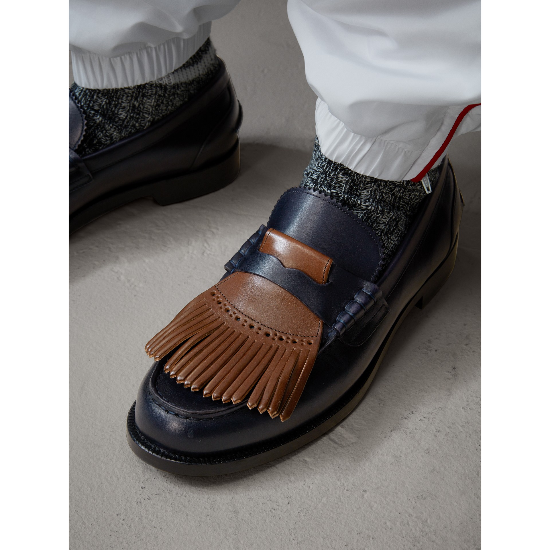 Contrast Kiltie Fringe Leather Loafers in Navy/dark Tan Men