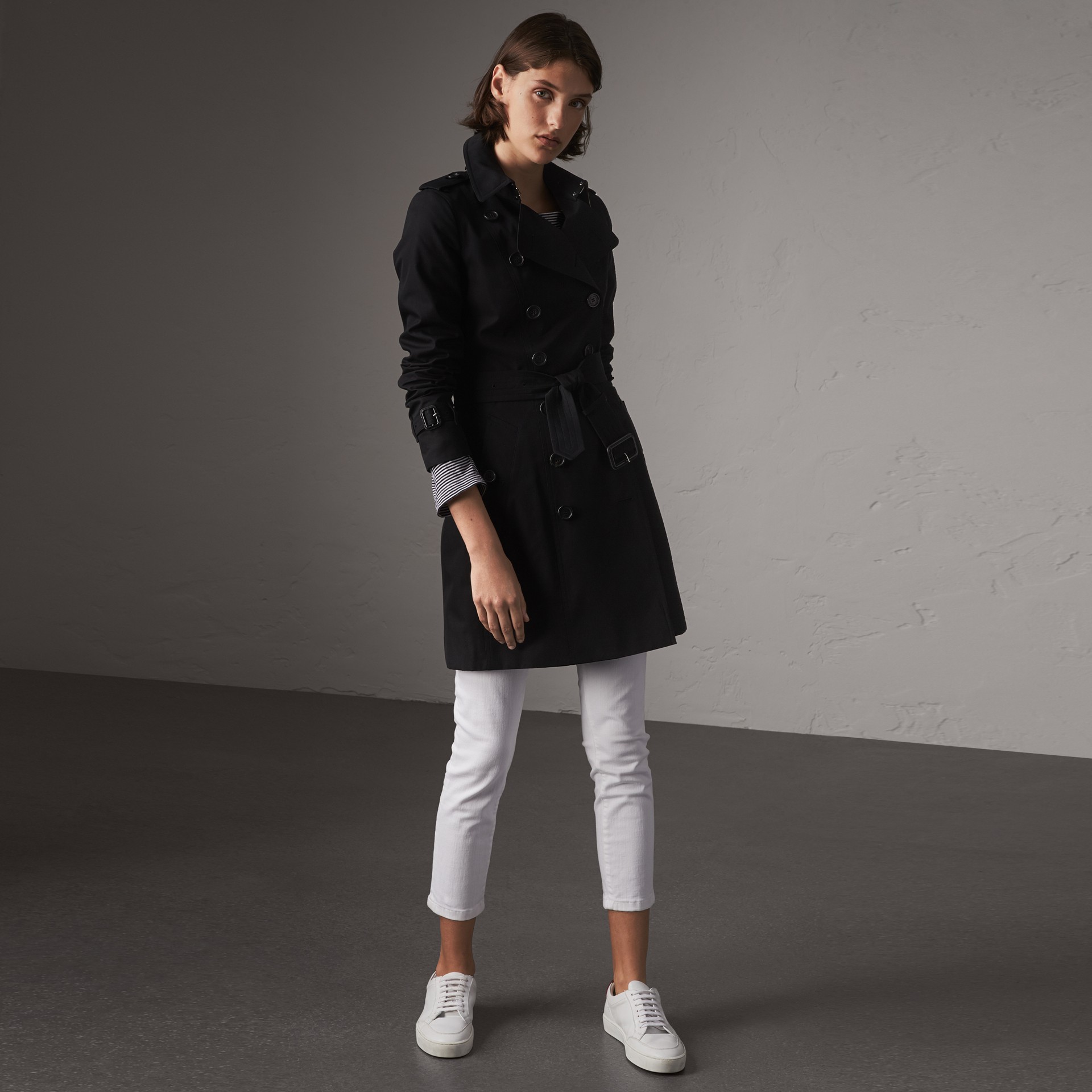Shearling Trench Coat In Black Women Burberry United States Burberry Jpg 800 711 Pixels Sch Fix Ideas Trench Coats And Winter