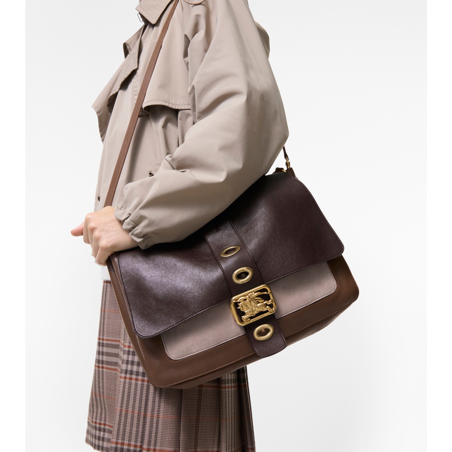 Medium Rider Bag in Dunnock brown/mauve/vineyard red - Women, Leather | Burberry® Official