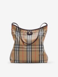 Highlands Shoulder Bag in colour Sand