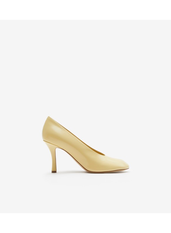 Burberry shoes shop high heels