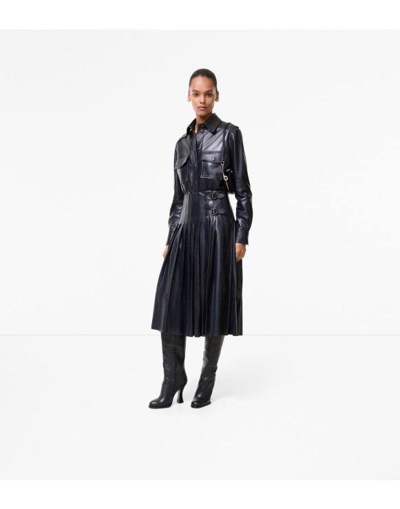 バーバリー2026年冬ウィメンズ ランウェイコレクション | Burberry®