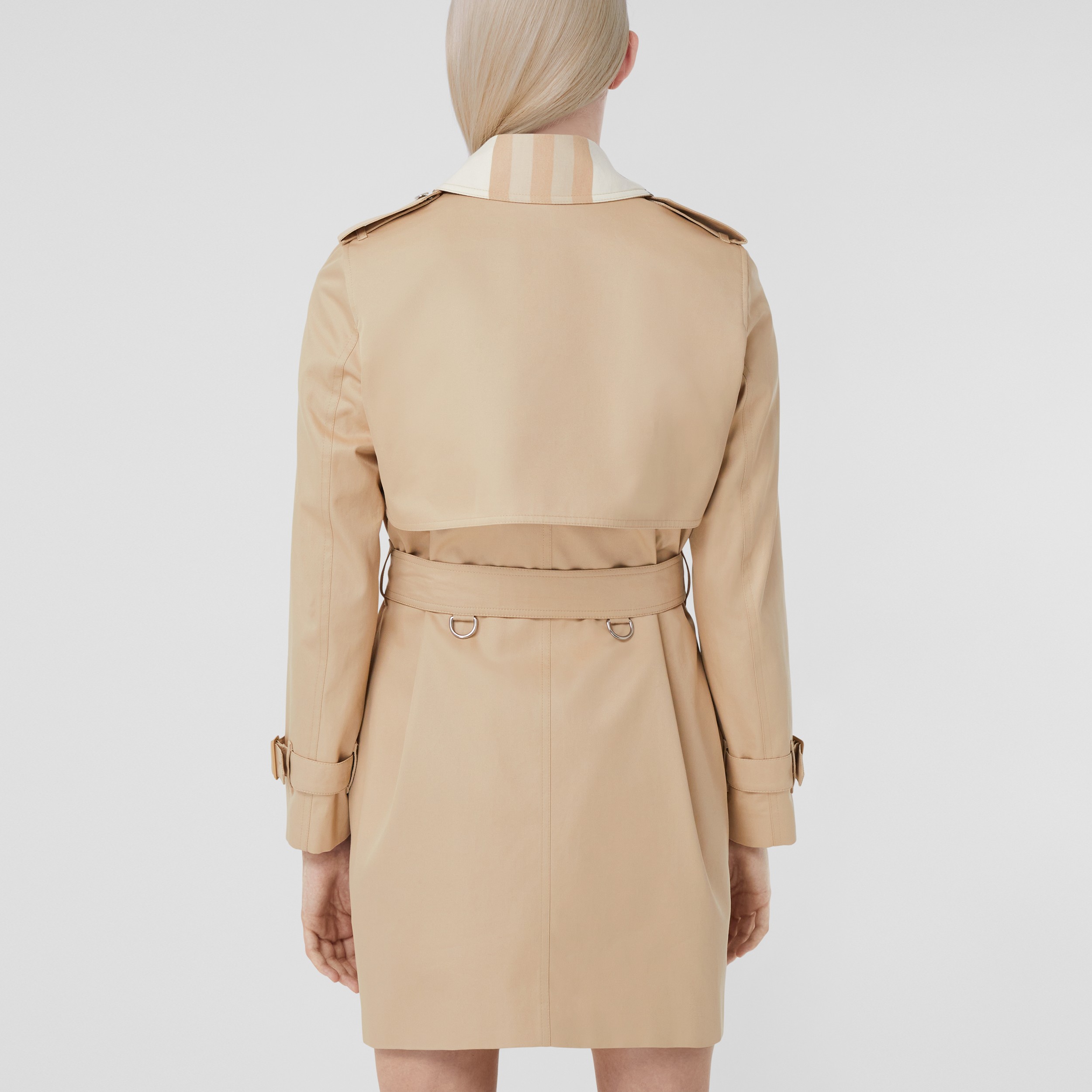Trench coat en algodón de gabardina con paneles a cuadros (Rosa Beige Suave) - Mujer | Burberry® oficial - 3