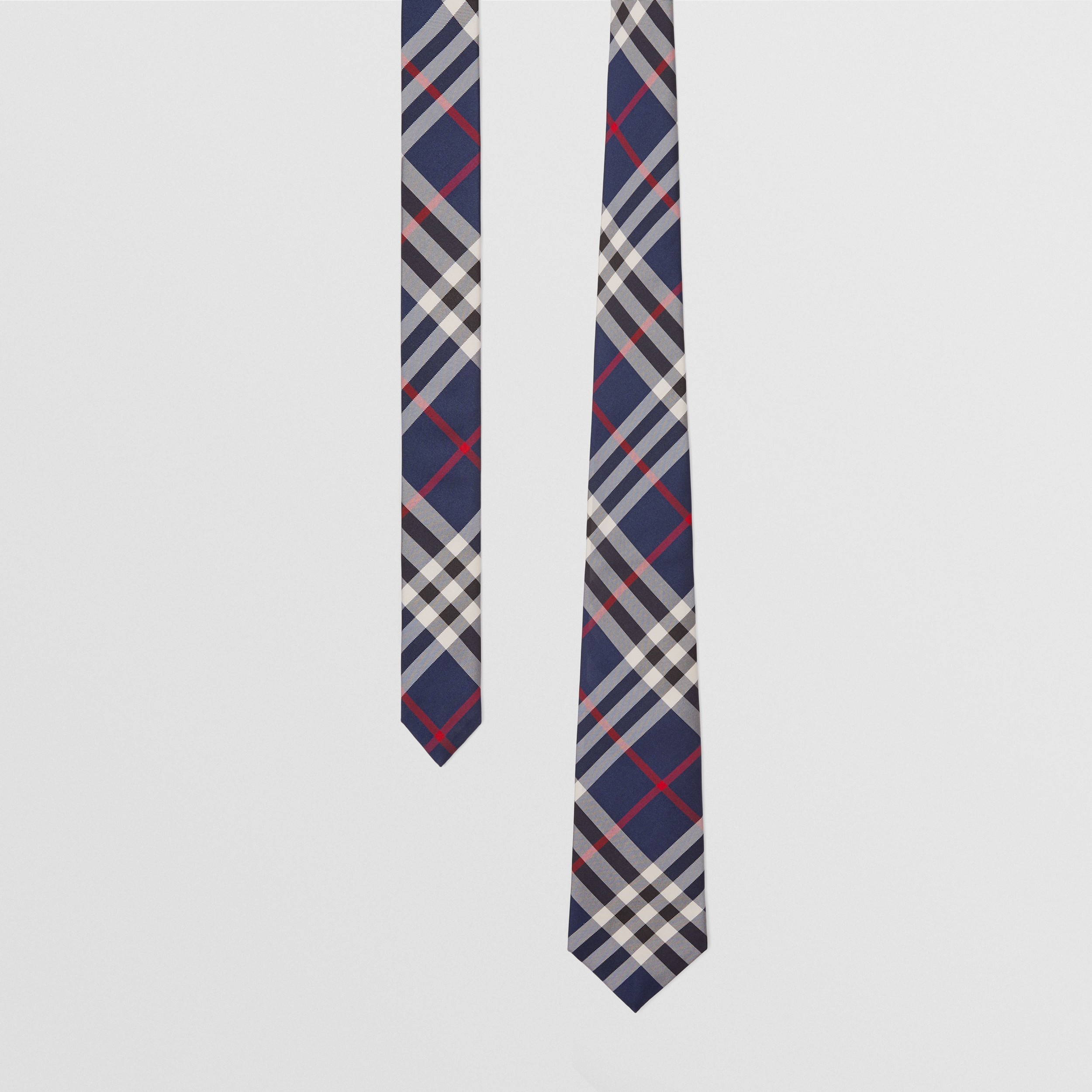 Classic Cut Vintage Check Silk Tie in Navy - Men | Burberry® Official - 1