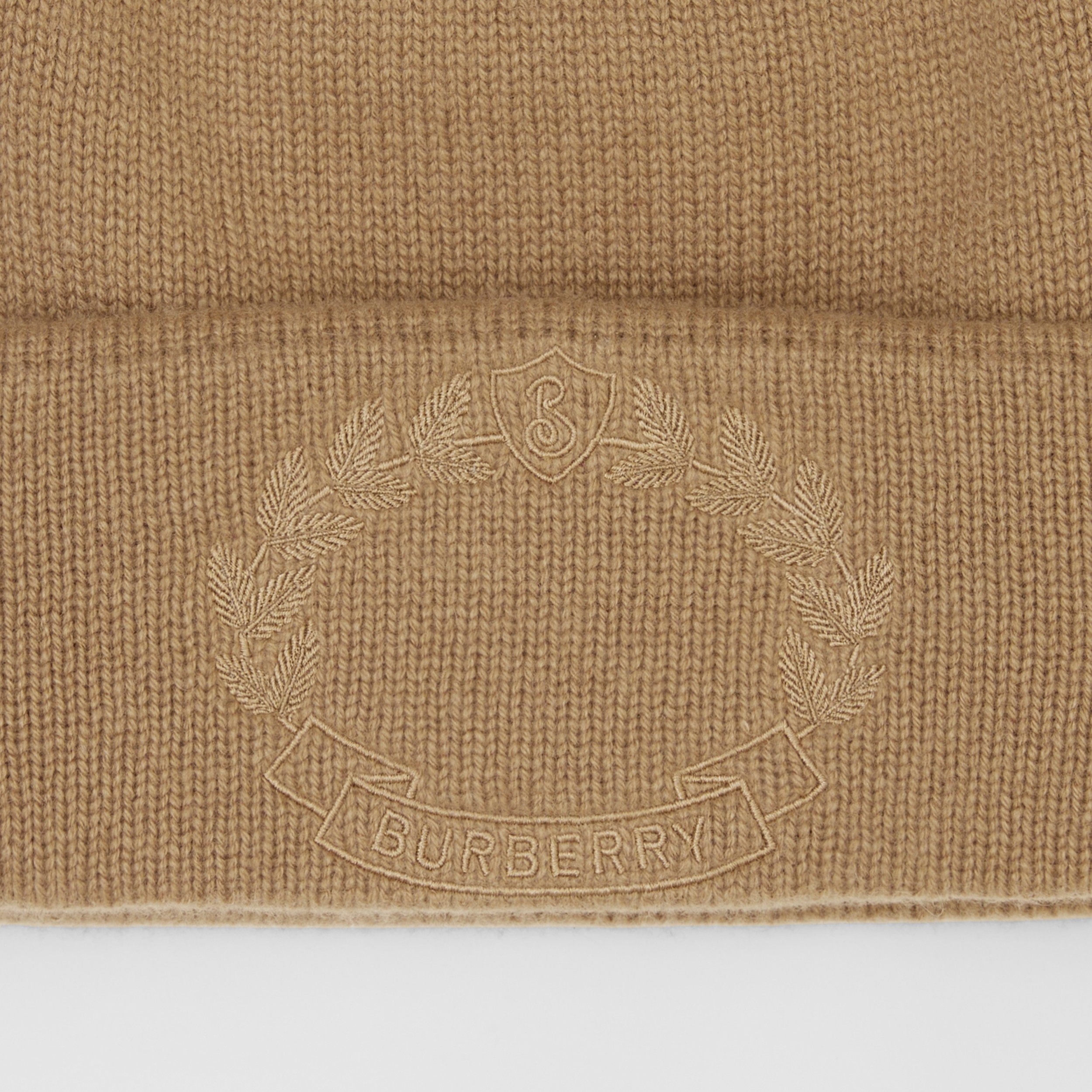 Oak Leaf Crest Cashmere Beanie in Camel | Burberry® Official