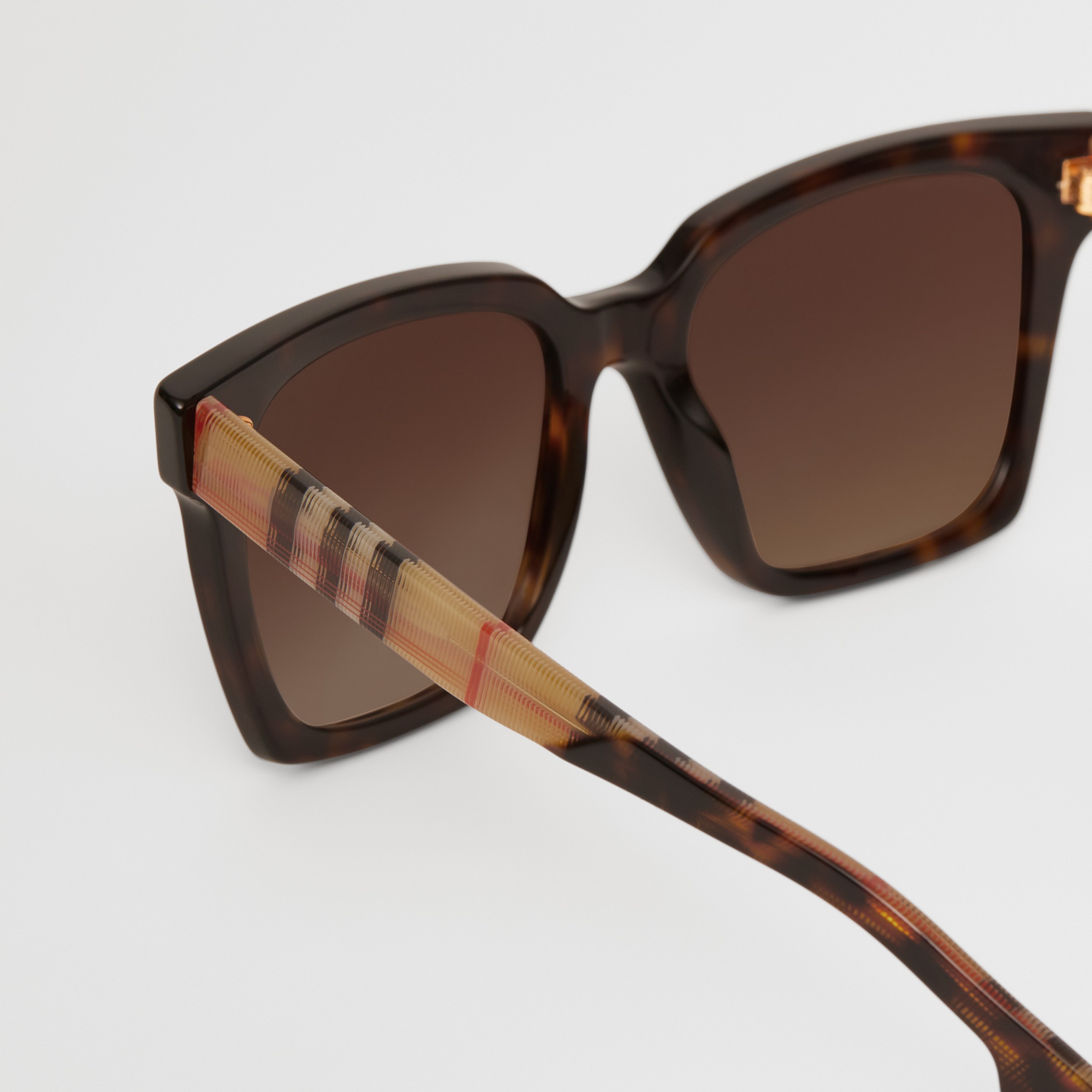 Square Frame Sunglasses in Tortoiseshell - Women | Burberry® Official - 2