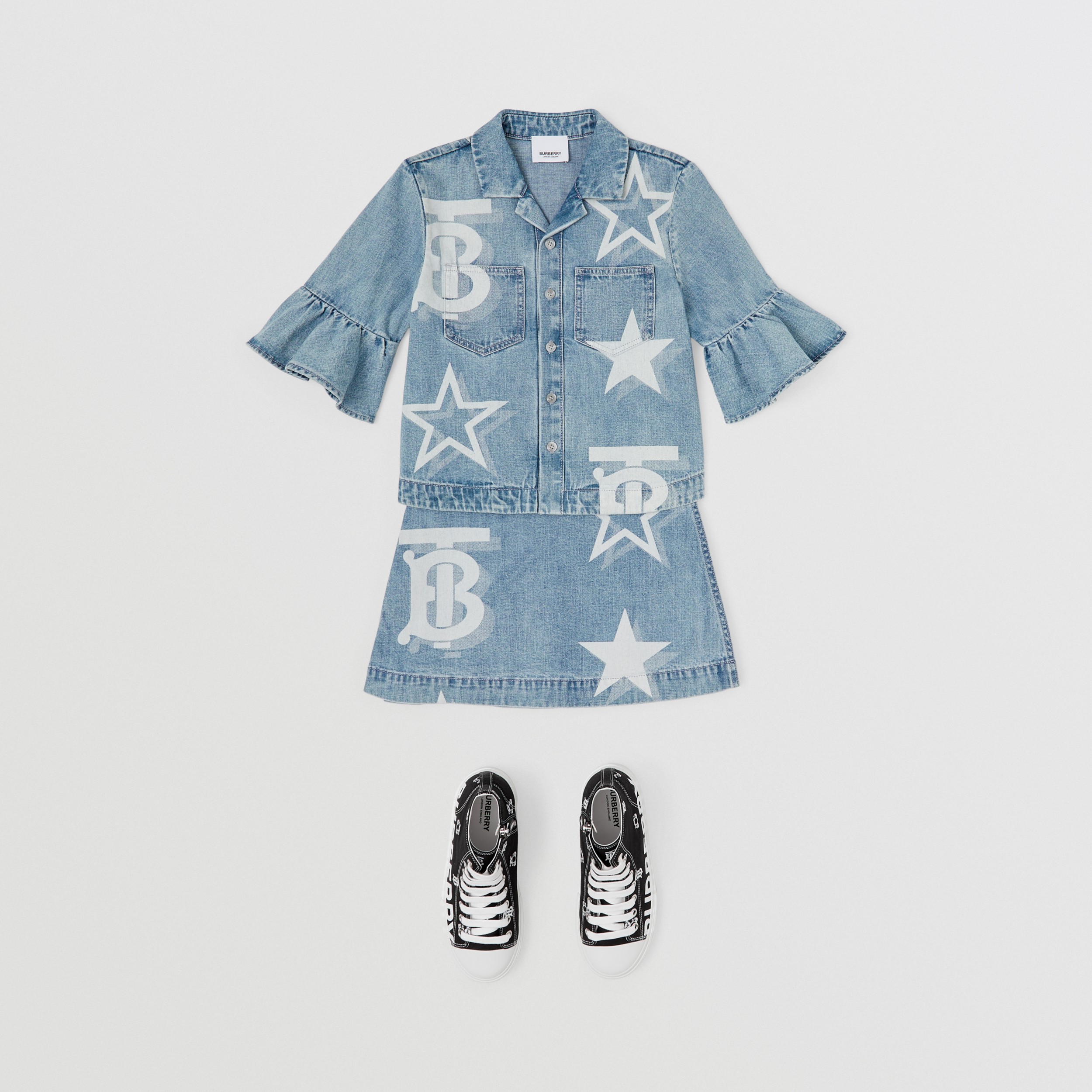 TB スタープリント デニムシャツ (ペールブルー) | Burberry®公式サイト