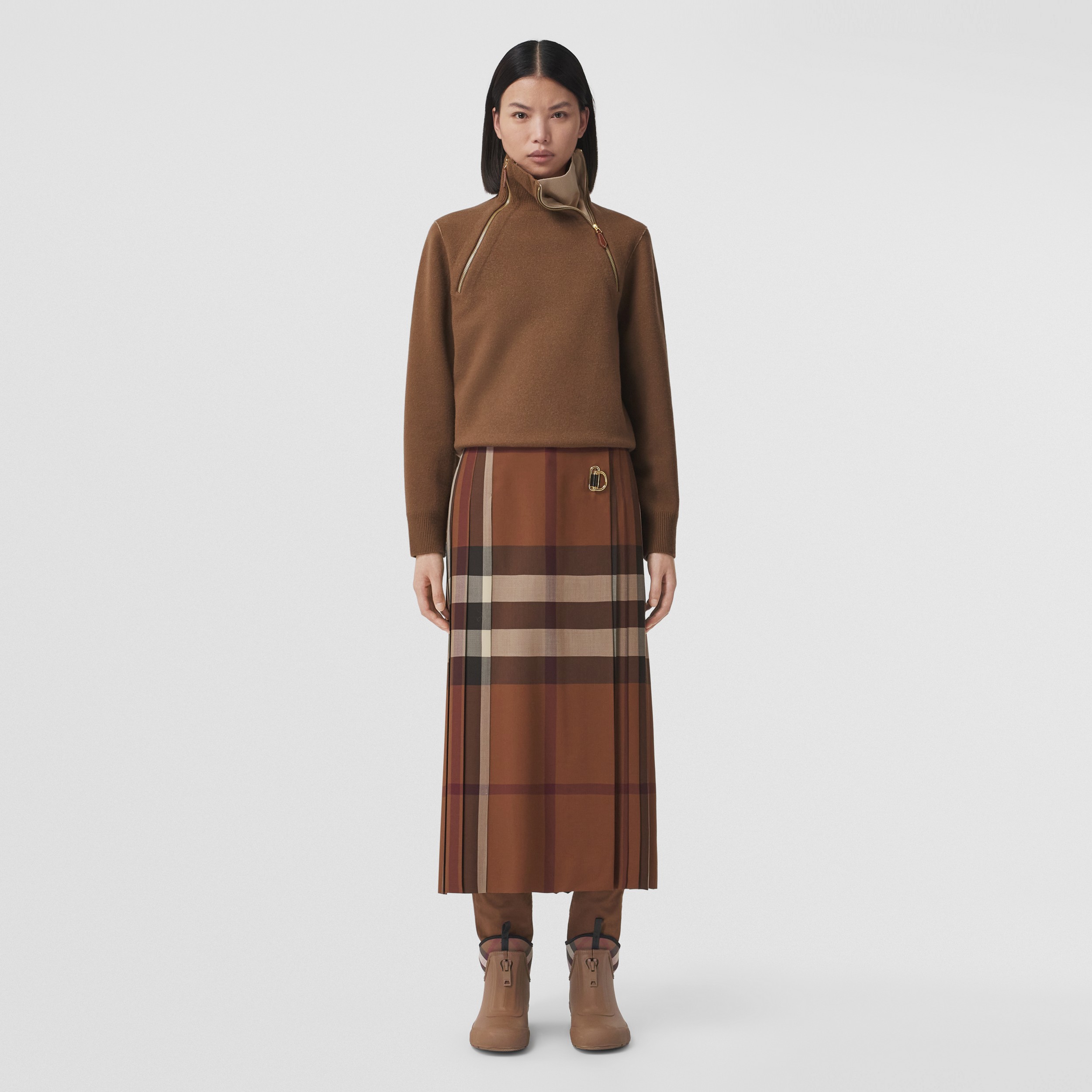 D-ring Detail Exaggerated Check Wool Kilt in Dark Birch Brown - Women | Burberry® Official - 4