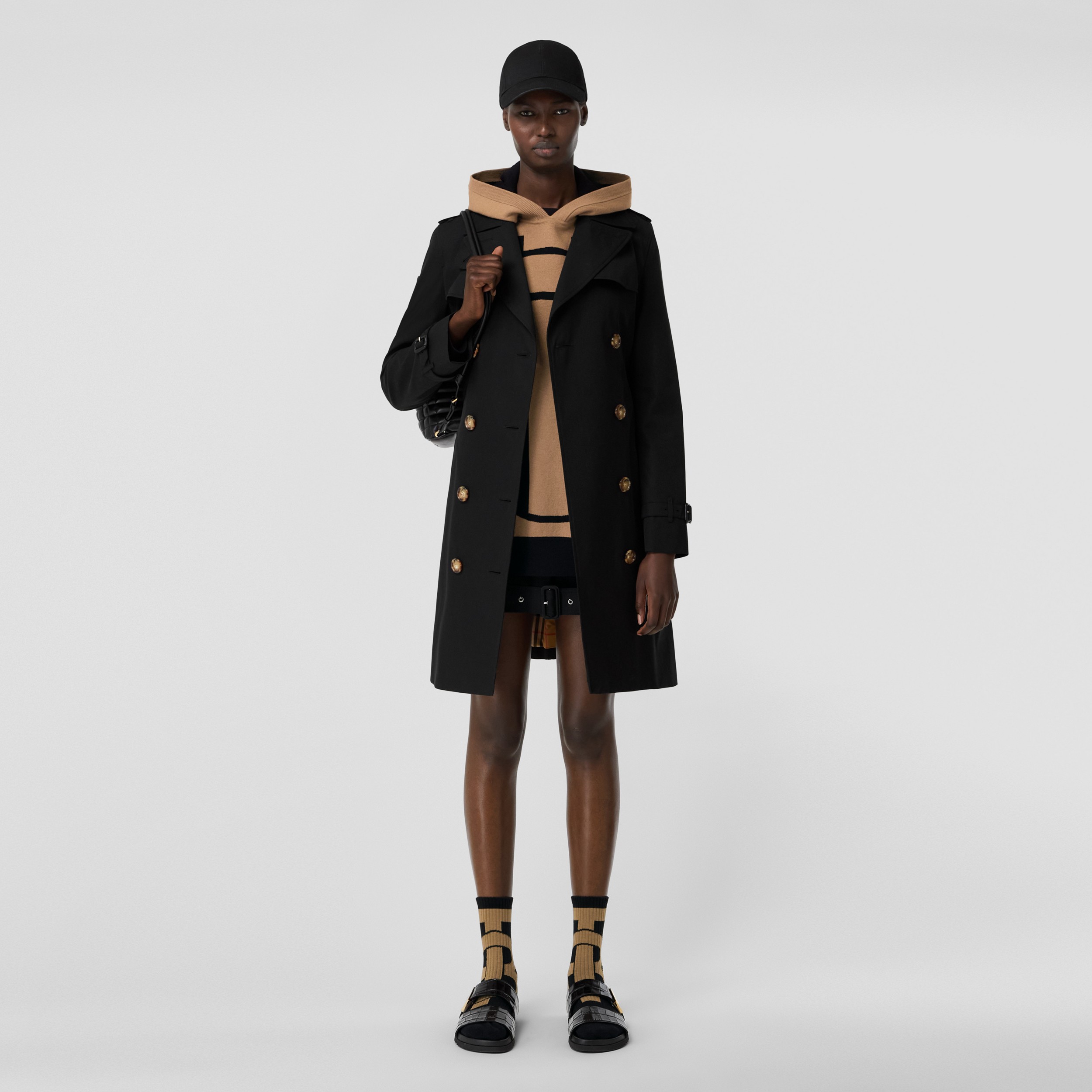 The Short Islington Trench Coat in Black - Women | Burberry® Official - 1