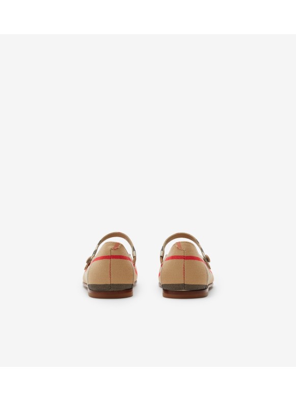 Burberry girl clearance shoes