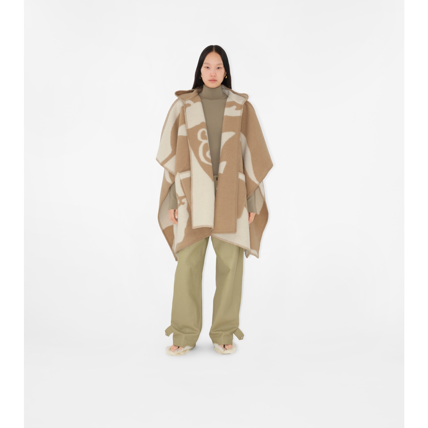 EKD Wool Blanket Cape in Archive beige Burberry Official