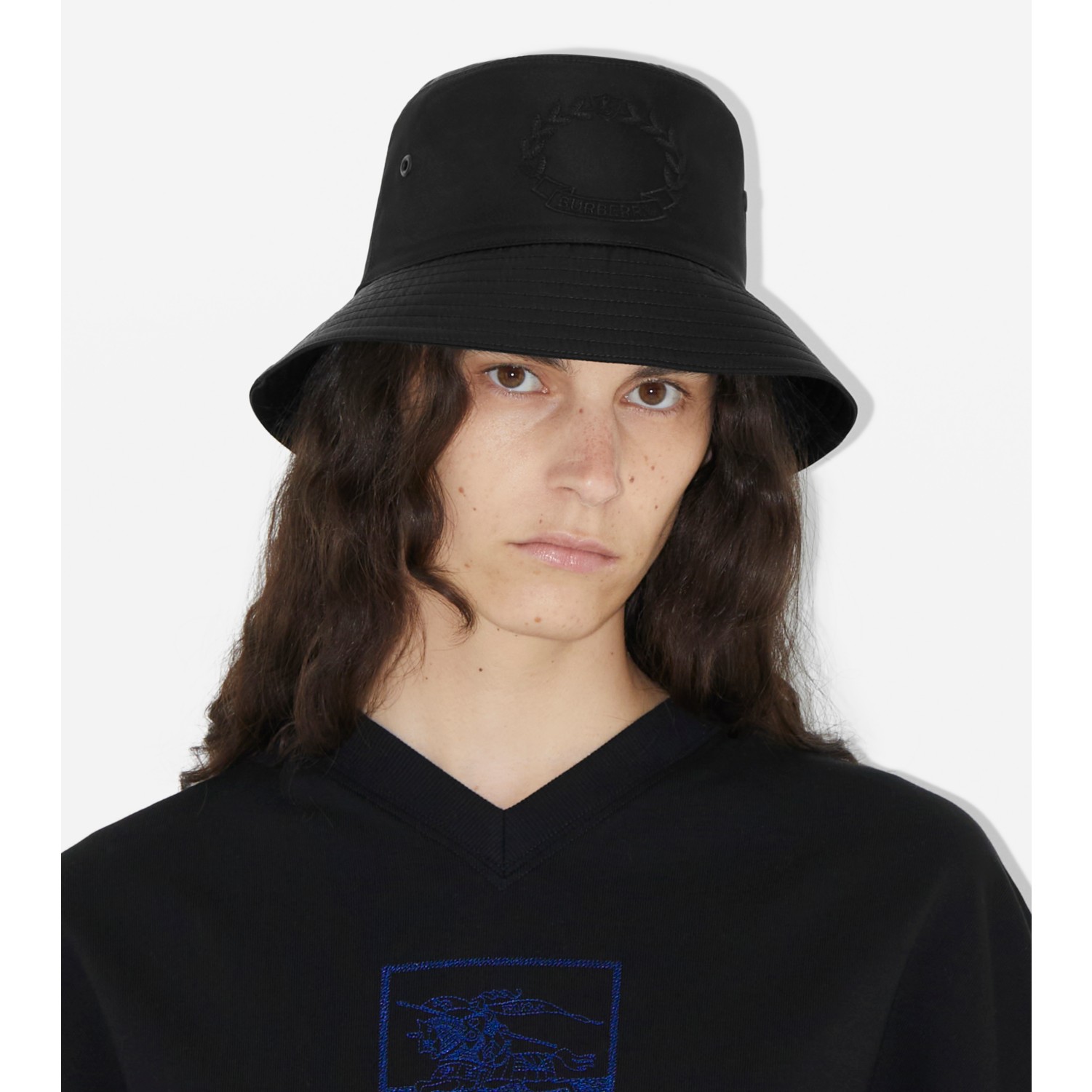 Oak Leaf Crest Nylon Bucket Hat in Black | Burberry® Official