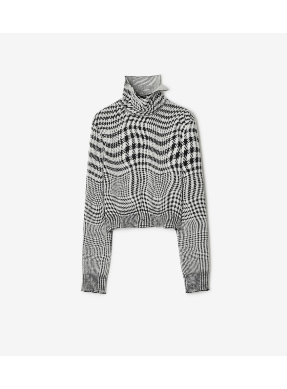 Burberry on sale women's sweaters