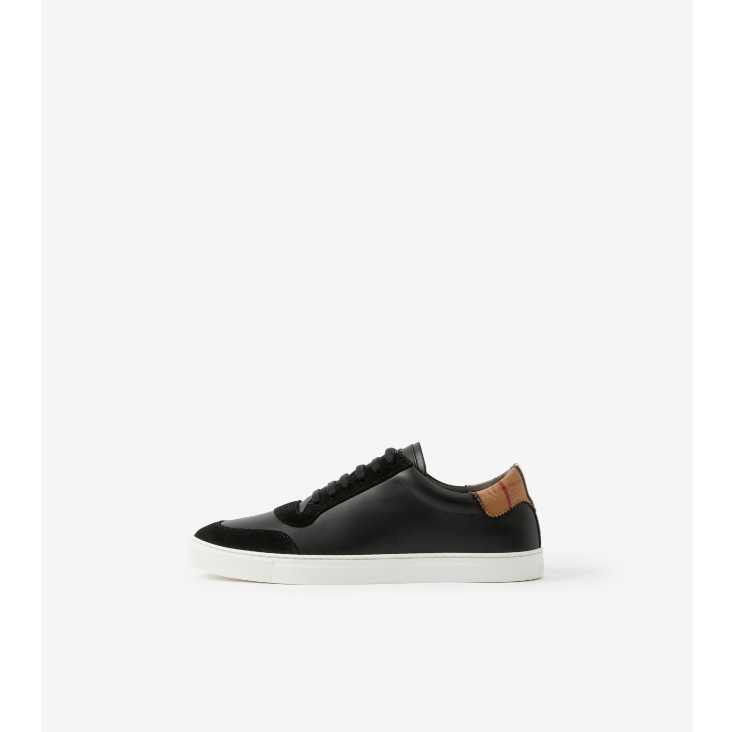 Burberry hot sale sneakers black