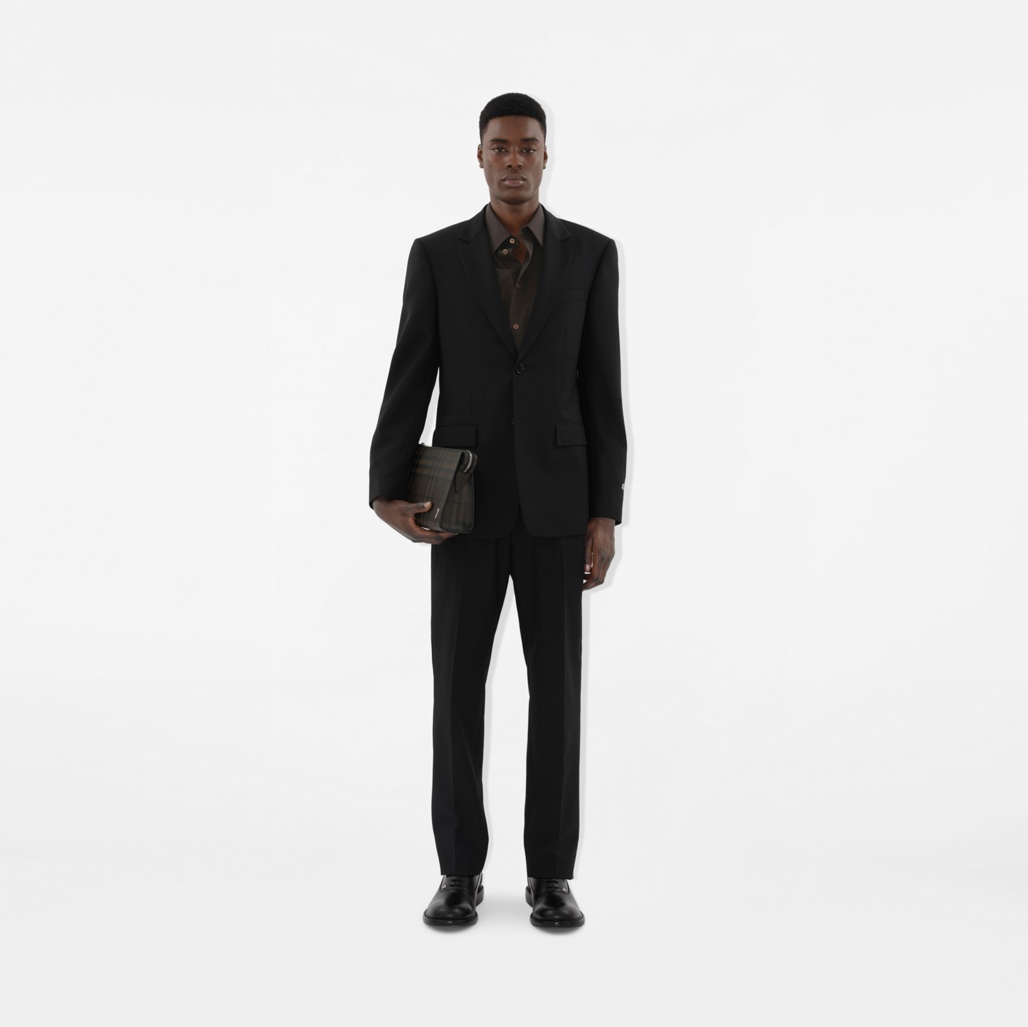 Bシールド ポーチ (スレート) - メンズ | Burberry®公式サイト Bシールド ポーチ (スレート) - メンズ | Burberry®公式サイト