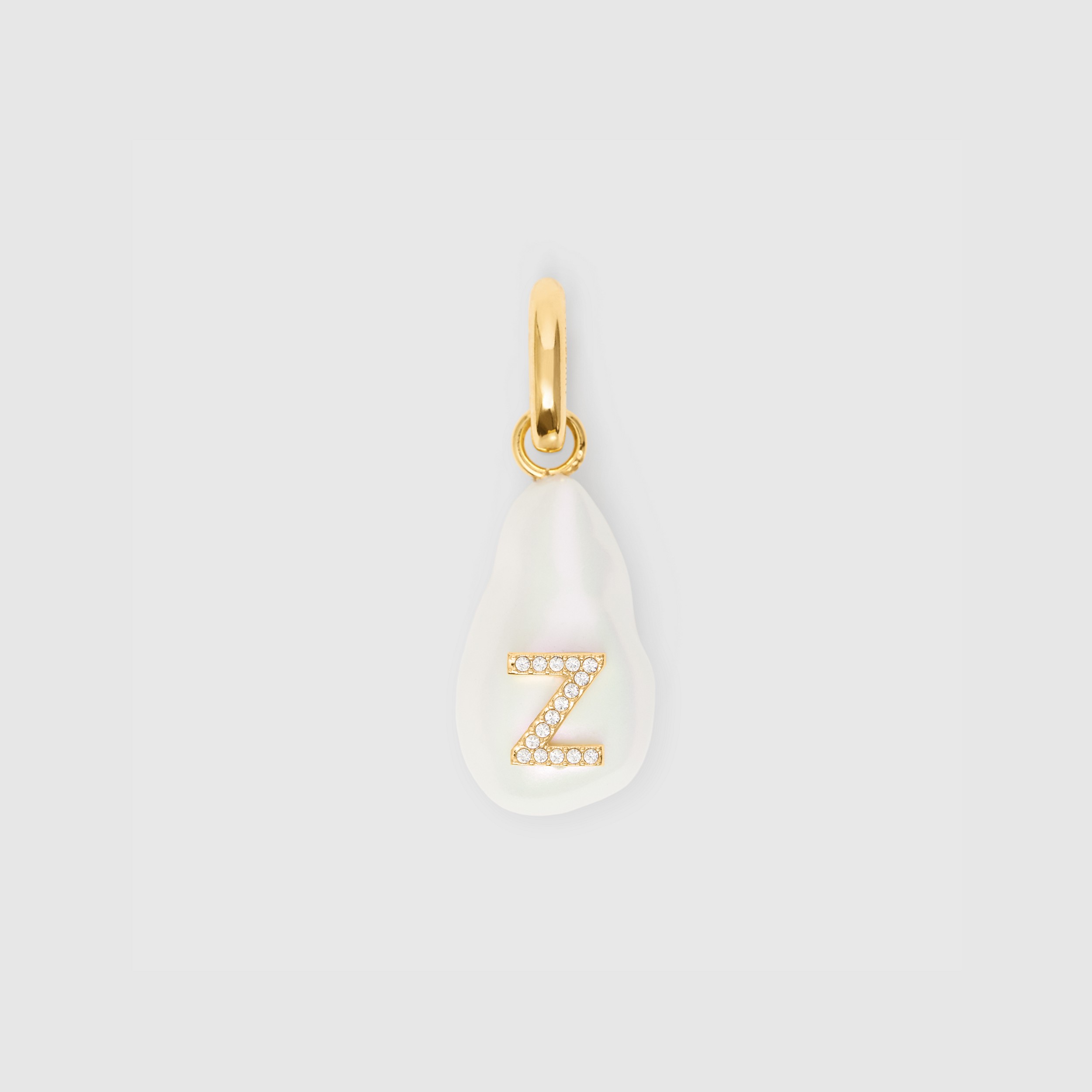 Dije de letra Z con perla de resina y cristales - Solo en línea (Dorado Claro/madreperla) - Mujer | Burberry® oficial - 1