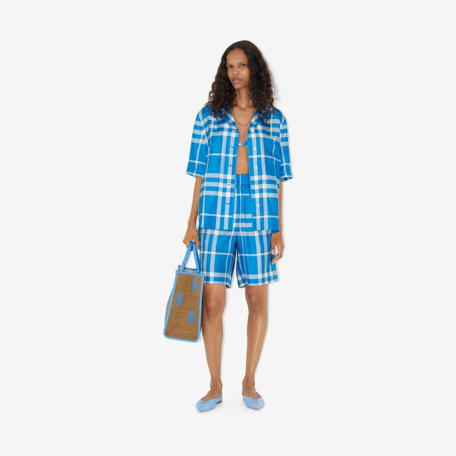 Camisa pijamera en seda a cuadros ampliados (Azul Vivo) - Mujer | Burberry® oficial