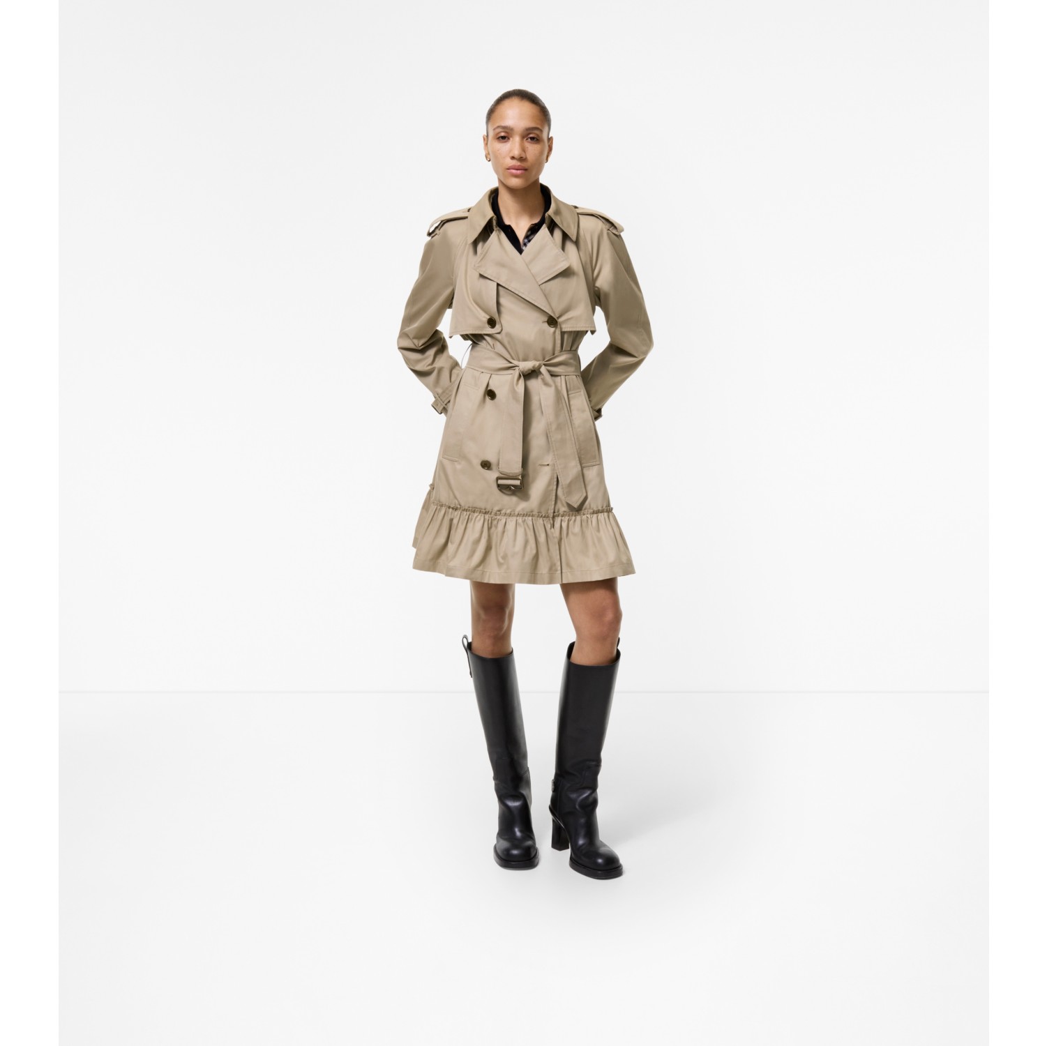 Short Gabardine Tillydrine Trench Coat in Saltmarsh beige - Women