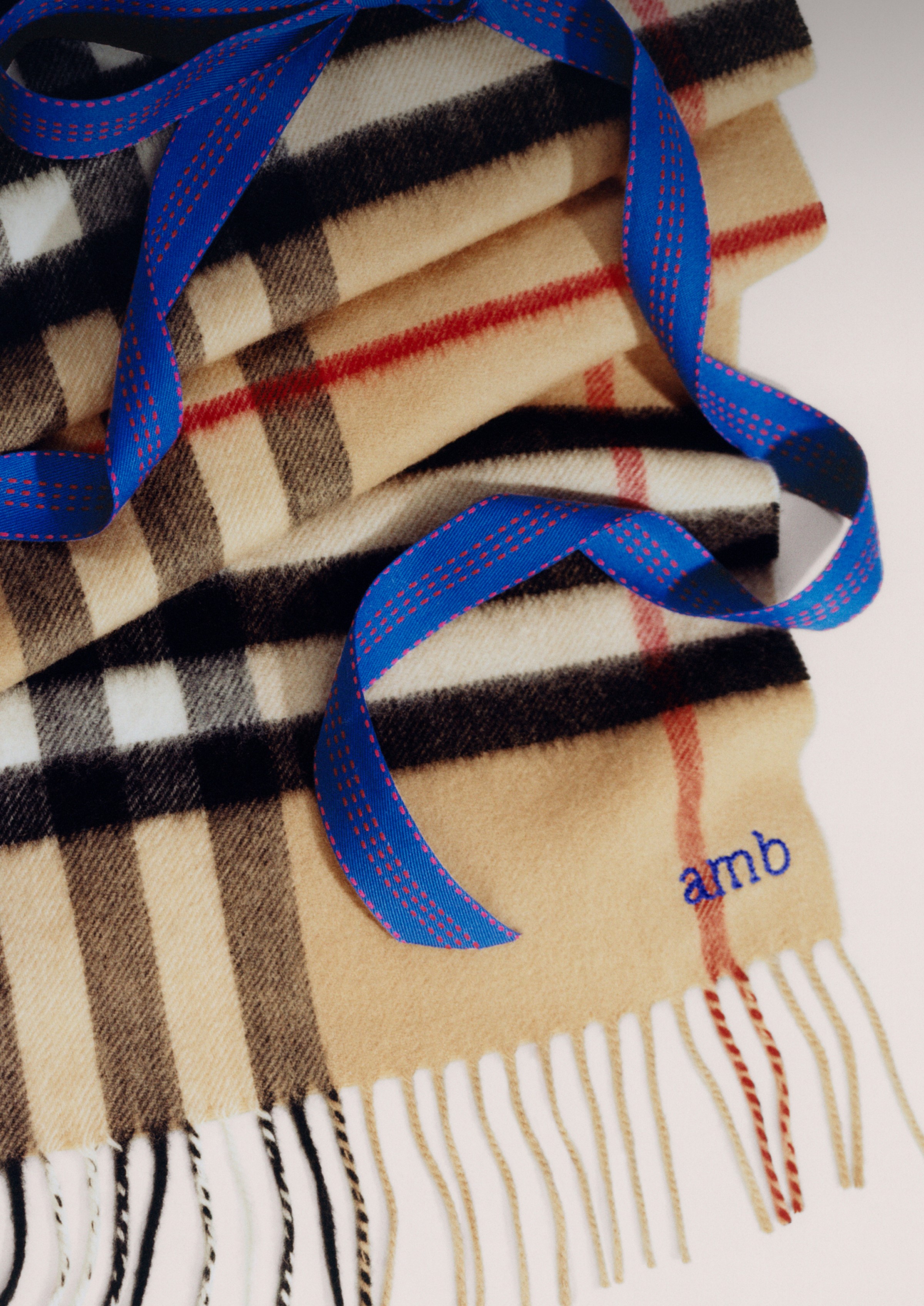 0DA36A30-374D-433B-8D2E-