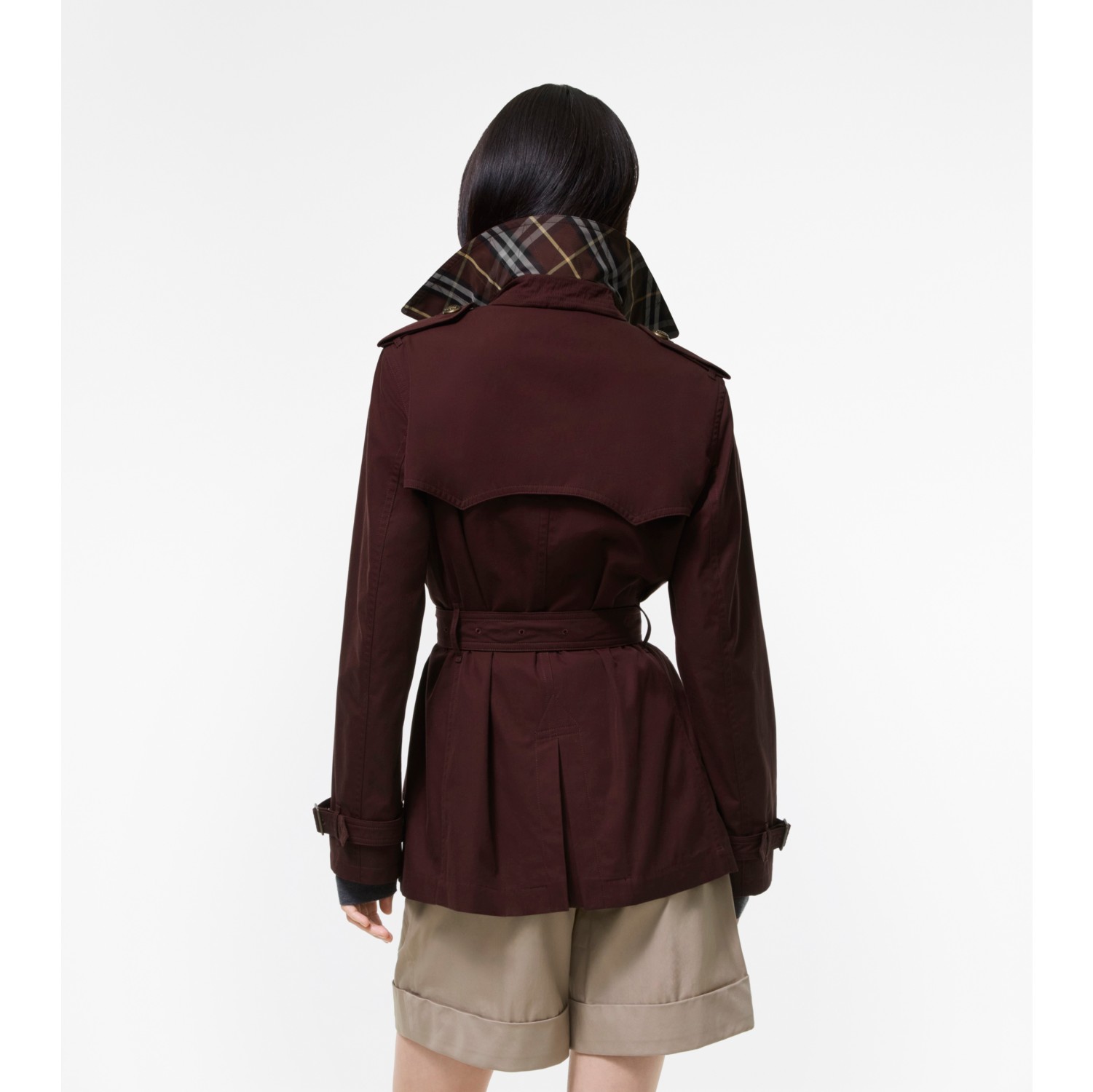 Short Tropical Gabardine Foxfield Trench Coat in Vineyard red - Women | Burberry® Official