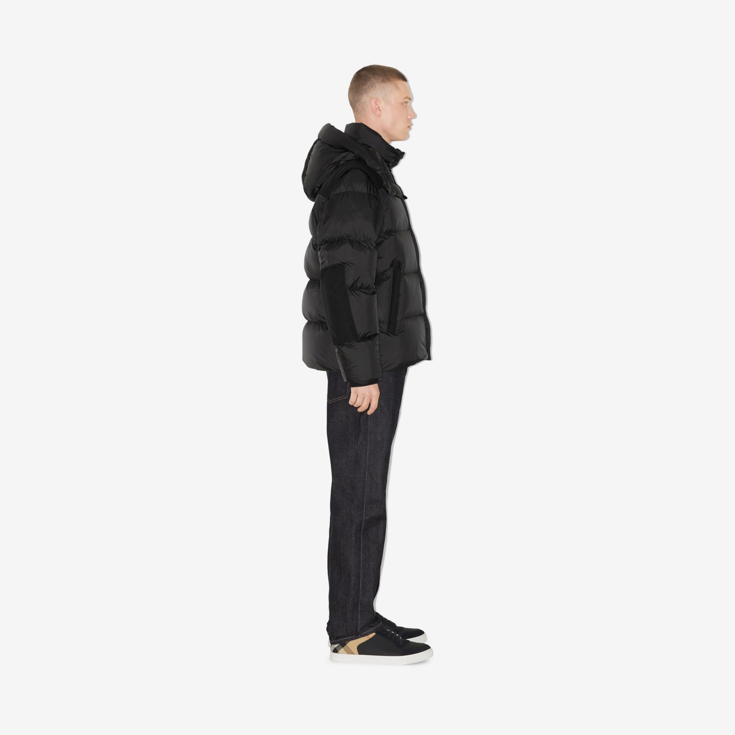 Detachable Sleeve Nylon Puffer Jacket in Black - Men | Burberry® Official