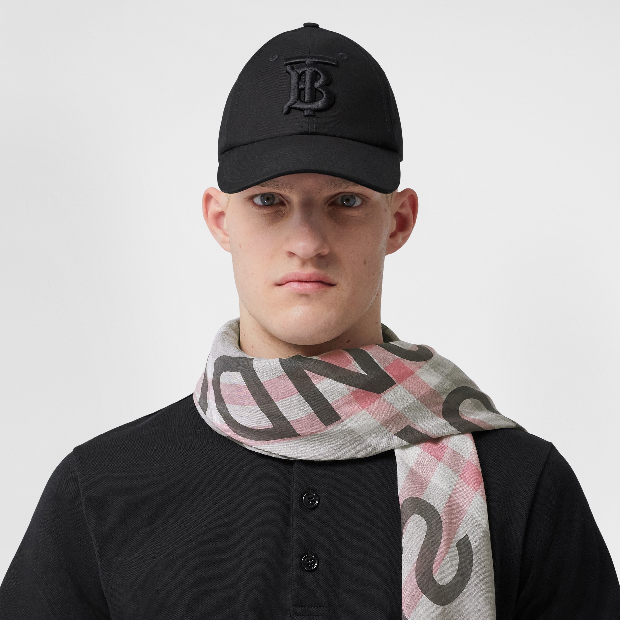 Horseferry Print Check Wool Silk Large Square Scarf in Pale Grey/pale Pink | Burberry® Official - 3
