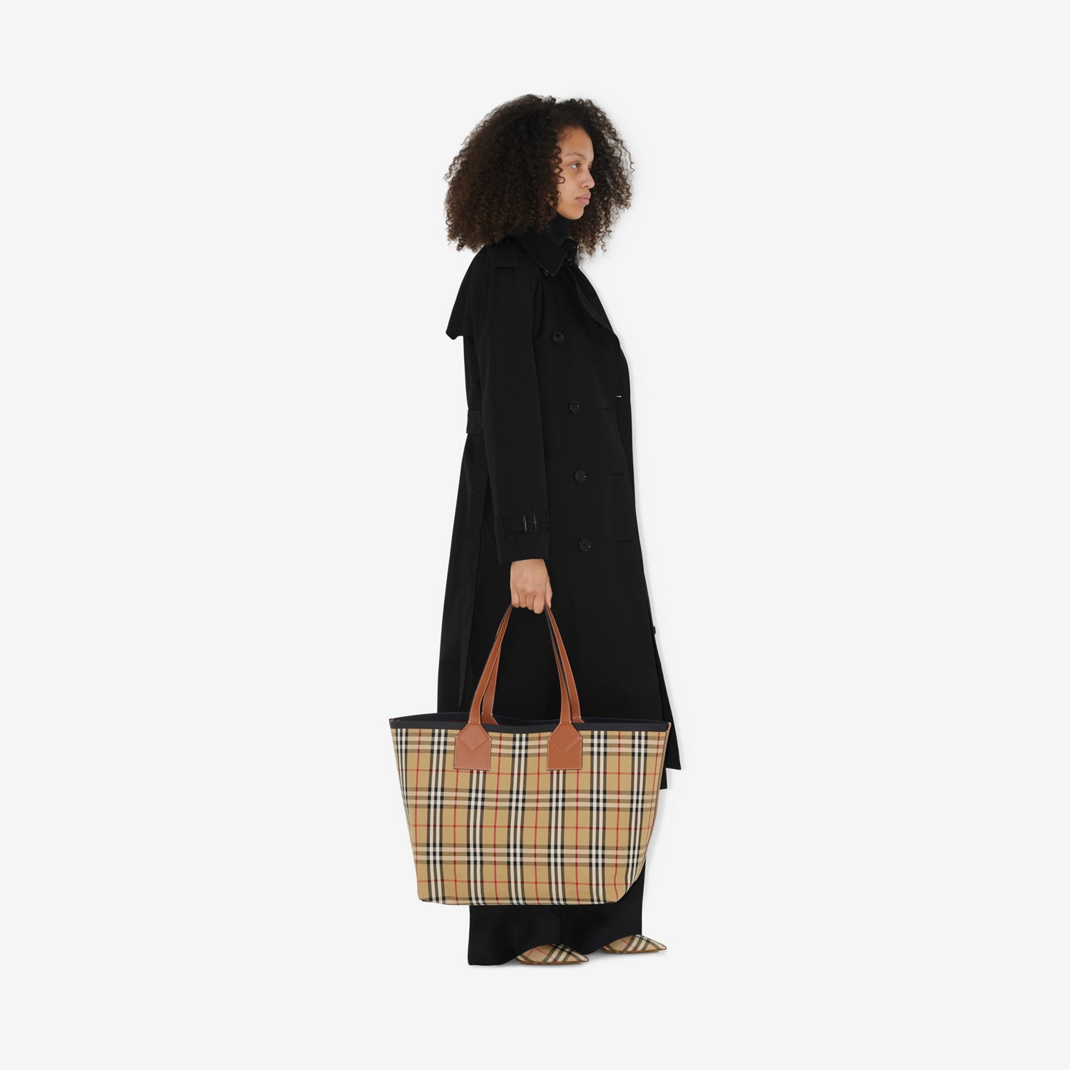 Large London Tote Bag in Briar Brown/black | Burberry® Official