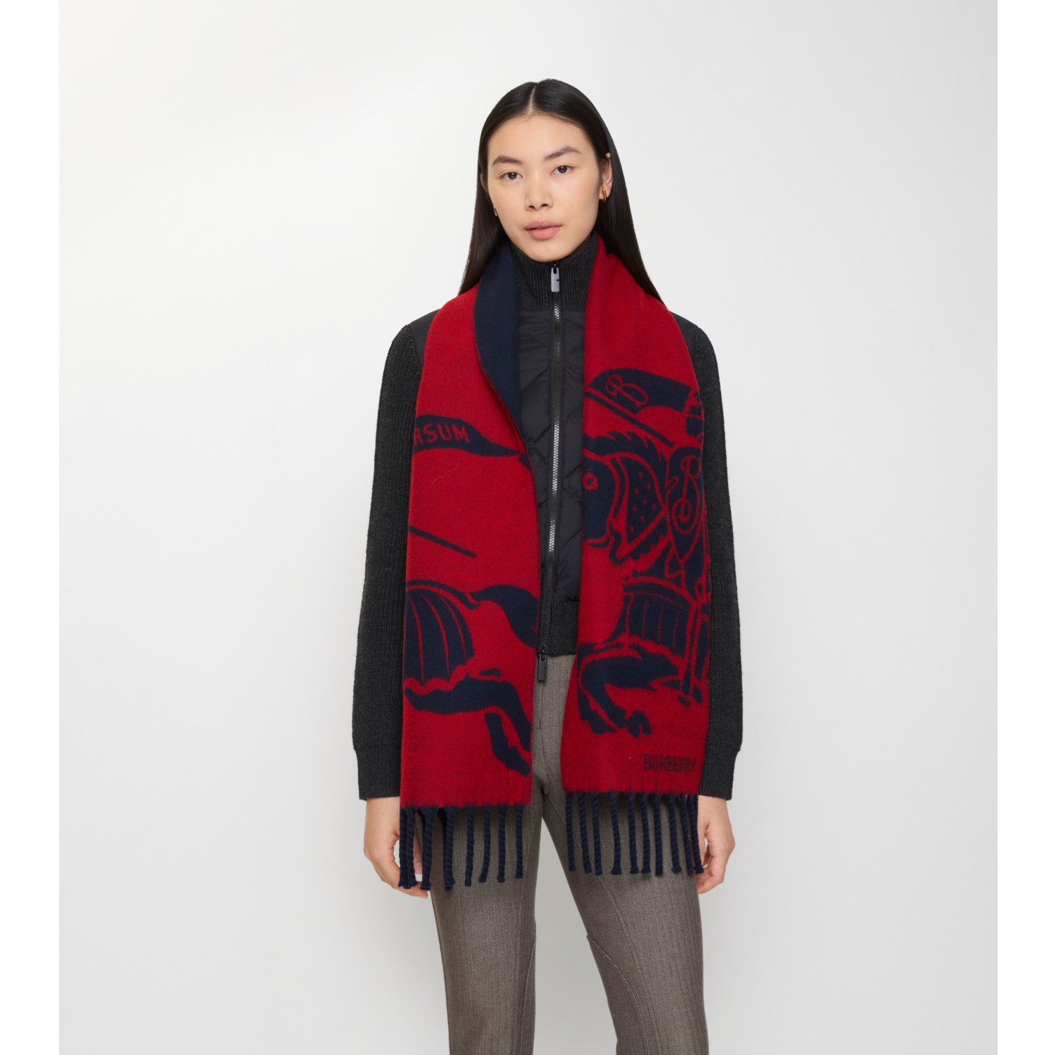 Wendbarer Wollschal mit EKD-Motiv