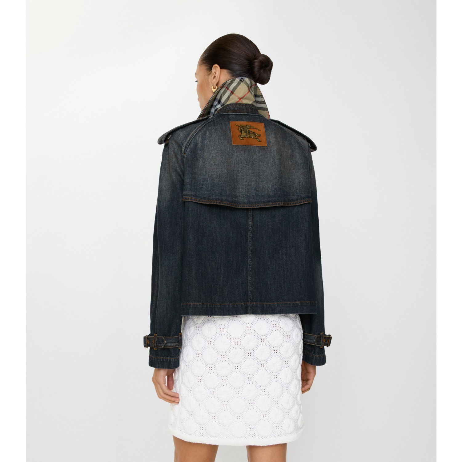 Cropped Denim Mayfair Trench Jacket in Mid blue - Women | Burberry® Official