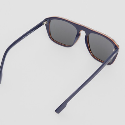 blue burberry glasses