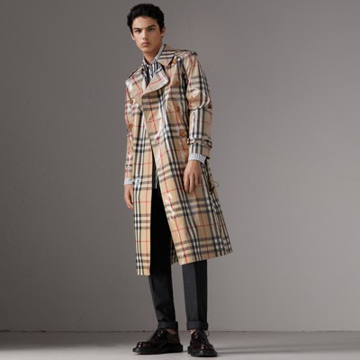 mens burberry raincoat