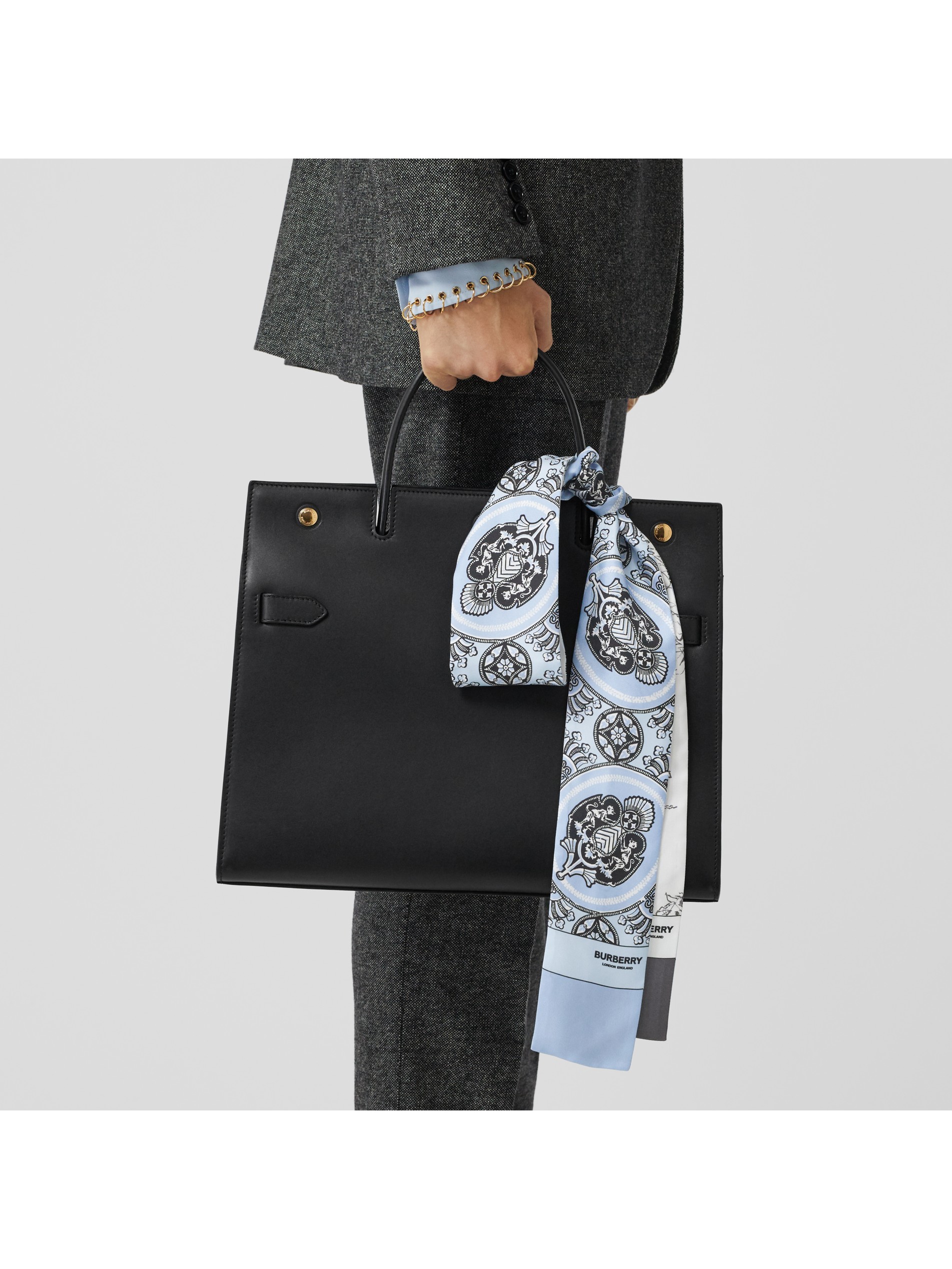 独角兽素描拼古典印花窄版丝巾 (浅蓝色) | burberry 博柏利