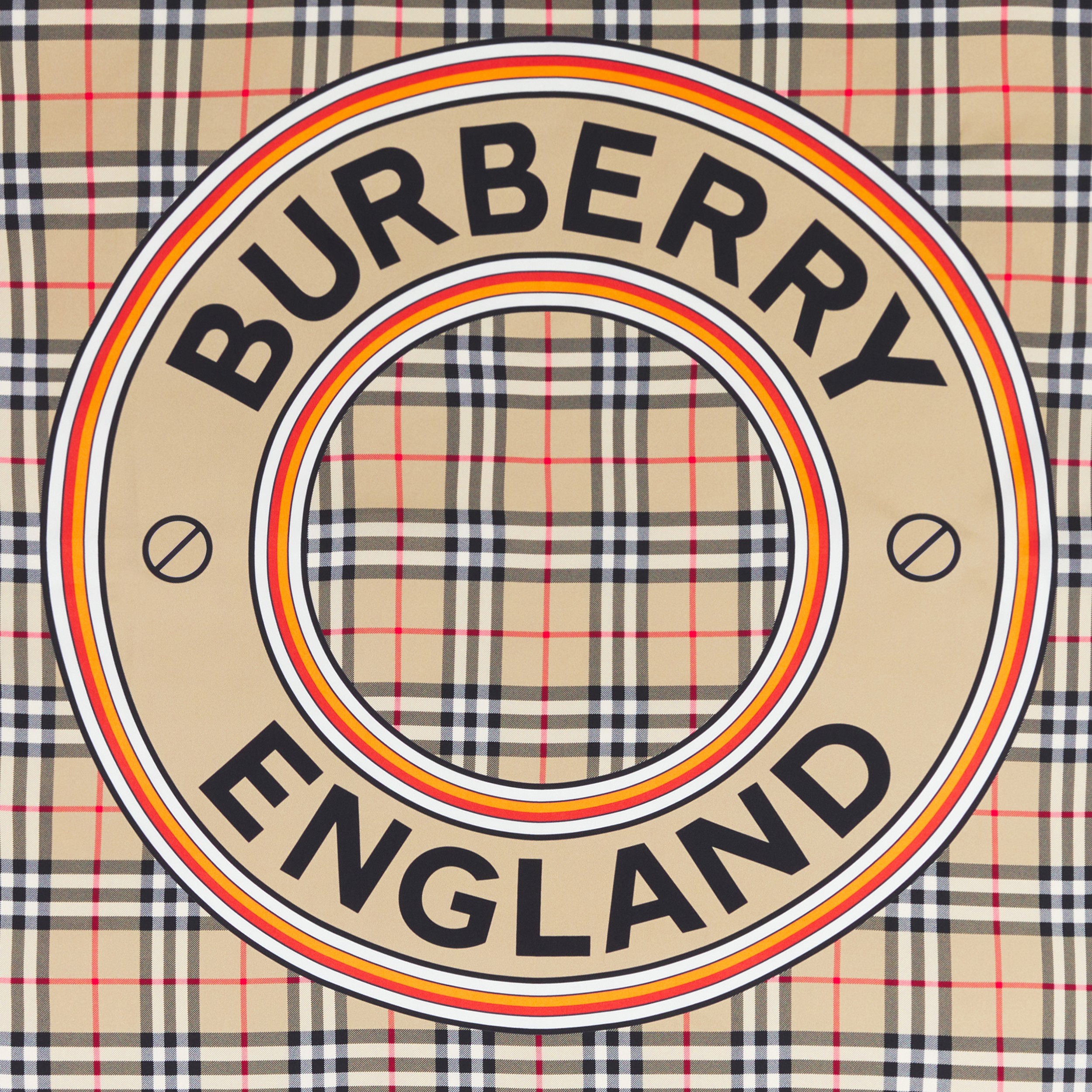 Pañuelo cuadrado en seda con estampado de montaje (Beige Vintage) | Burberry® oficial - 2