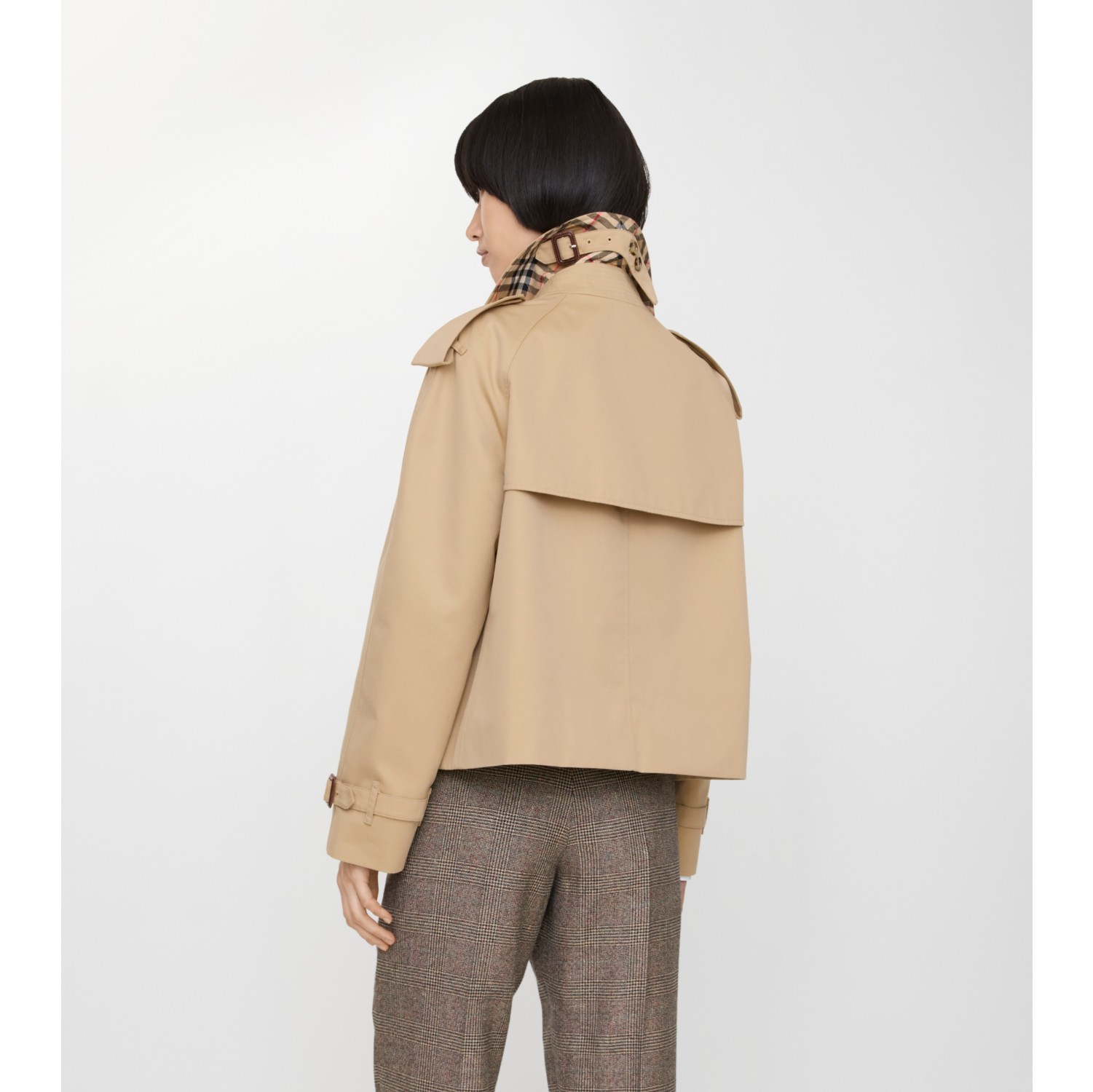 Cropped Gabardine Mayfair Trench Jacket in Honey beige - Women, Cotton | Burberry® Official