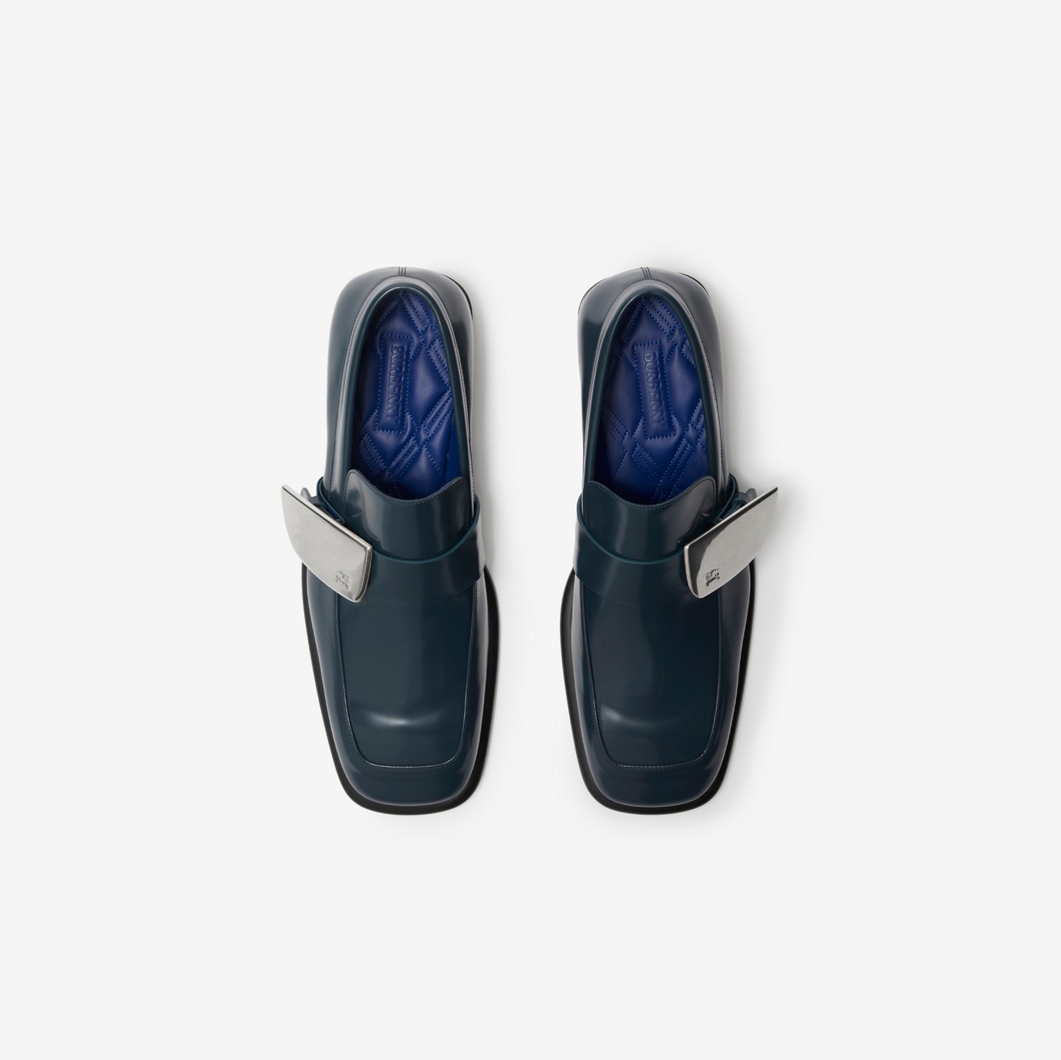レザー シールドローファー (レイク) - メンズ | Burberry®公式 レザー シールドローファー (レイク) - メンズ | Burberry®公式